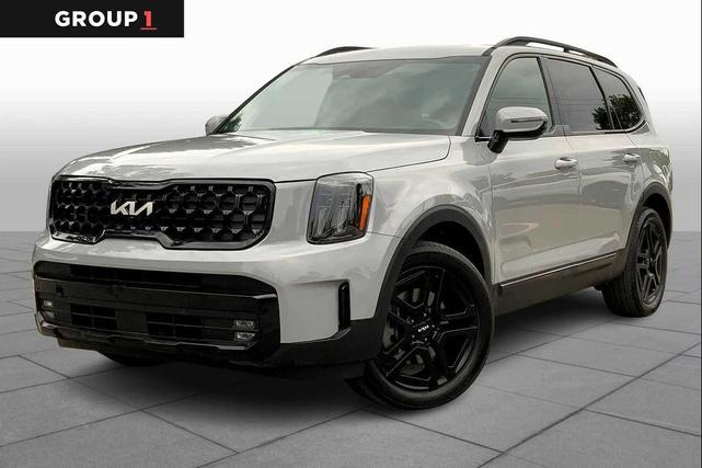 Photo of 2024 Wolf Gray Kia Telluride