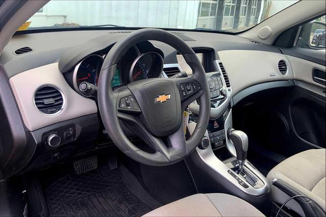 Photo of 2016 Black Granite Metallic Chevrolet Cruze Limited