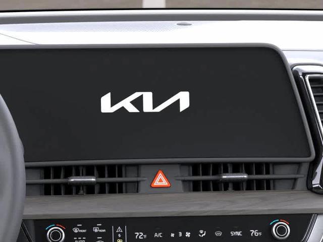 Photo of 2025 Snow White Pearl Kia Sportage