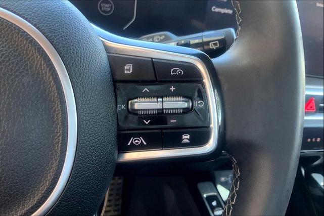 Photo of 2024 Wolf Gray Kia Sorento