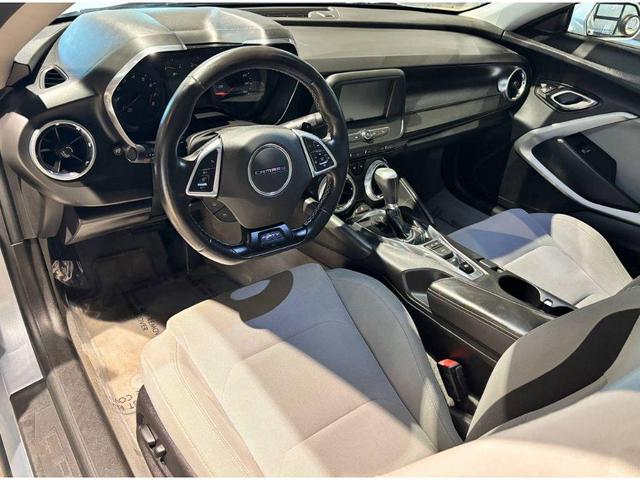 Photo of 2017 Arctic Blue Metallic Chevrolet Camaro