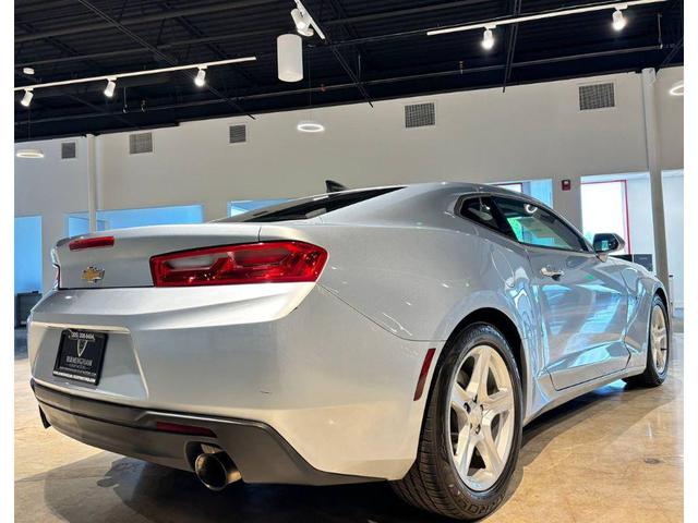Photo of 2017 Arctic Blue Metallic Chevrolet Camaro
