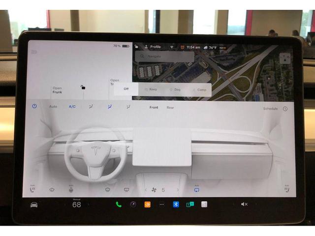 Photo of 2022 Gray Tesla Model 3