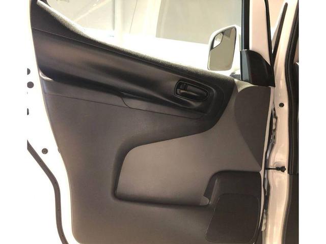 Photo of 2018 Fresh Powder Nissan NV200