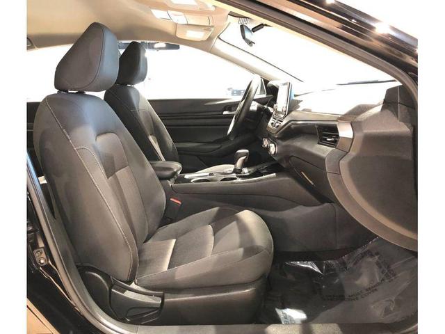 Photo of 2024 Super Black Nissan Altima