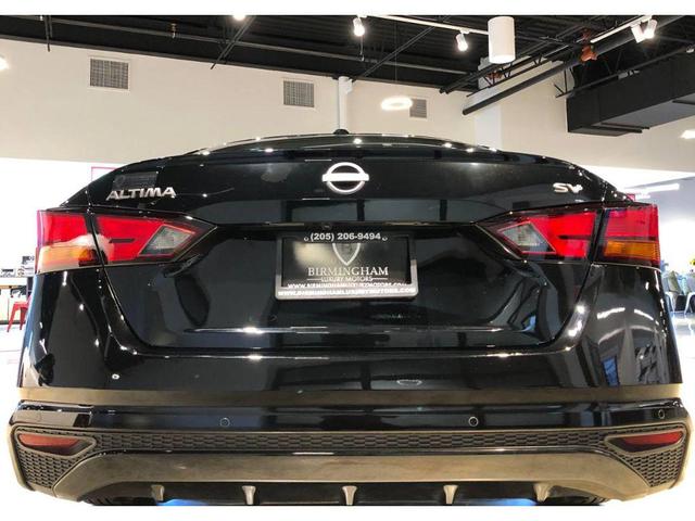 Photo of 2024 Super Black Nissan Altima