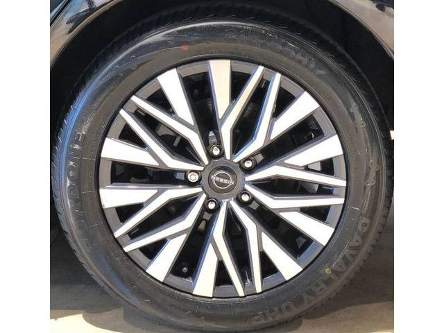 Photo of 2024 Super Black Nissan Altima