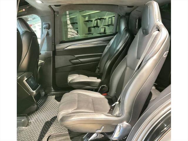 Photo of 2022 Green Tesla Model X