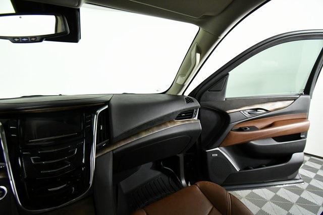 Photo of 2016 Majestic Plum Metallic Cadillac Escalade