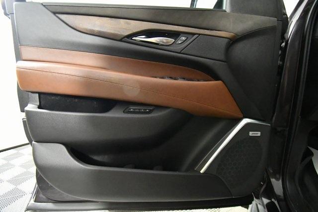 Photo of 2016 Majestic Plum Metallic Cadillac Escalade