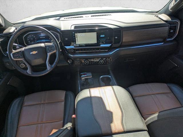 Photo of 2023 Iridescent Pearl Tricoat Chevrolet Silverado 1500