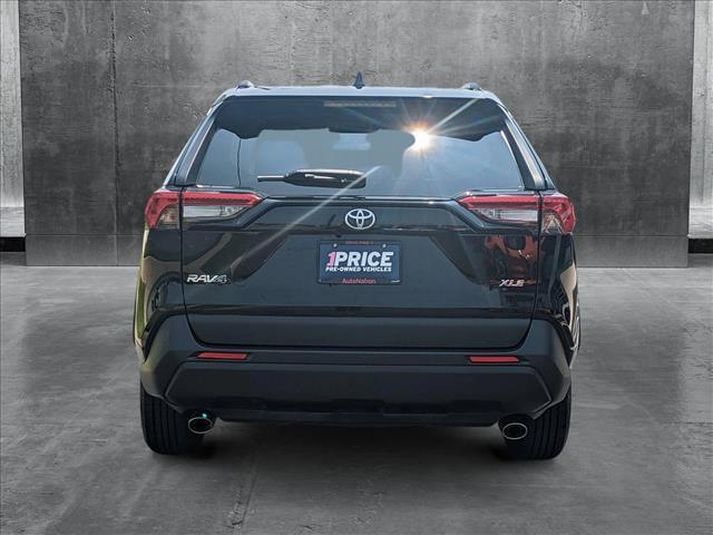 Photo of 2021 Midnight Black Metallic Toyota RAV4
