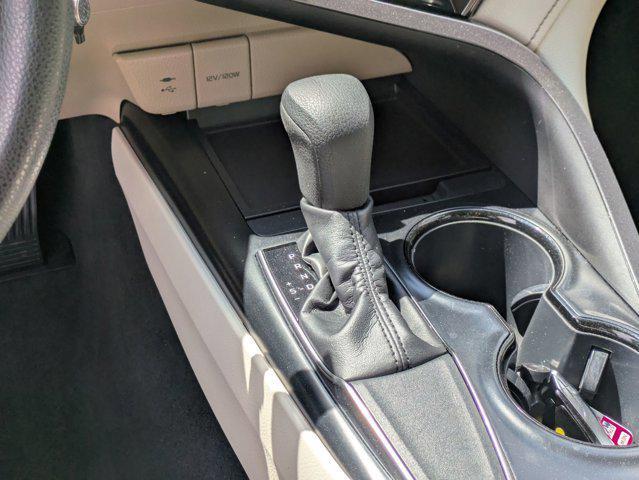 Photo of 2019 Ruby Flare Pearl Toyota Camry