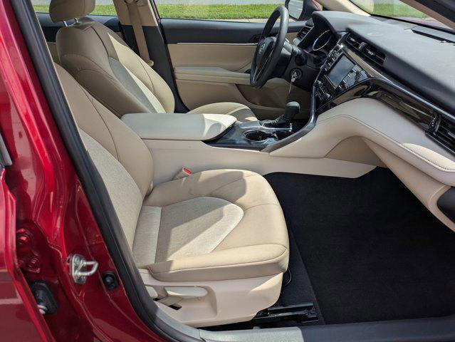 Photo of 2019 Ruby Flare Pearl Toyota Camry