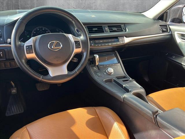 Photo of 2013 Obsidian Lexus CT 200h