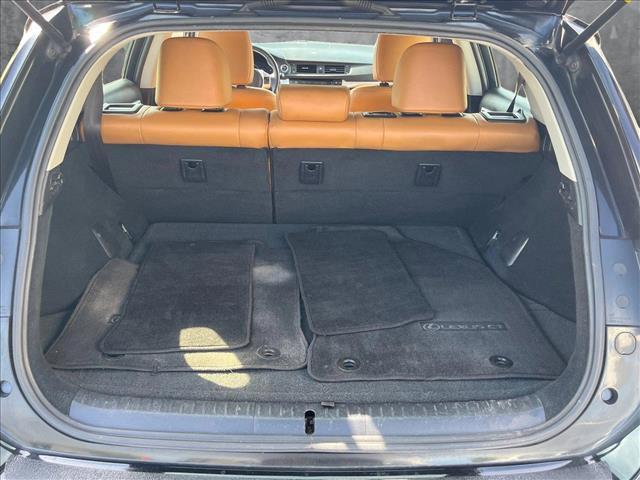 Photo of 2013 Obsidian Lexus CT 200h