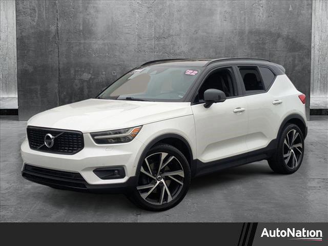 2022 Volvo XC40