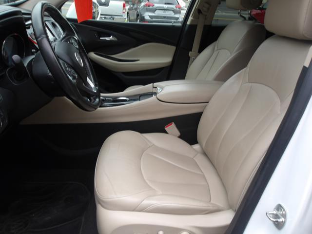 Photo of 2017 White Buick Envision
