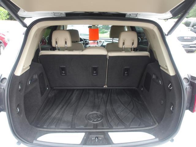 Photo of 2017 White Buick Envision