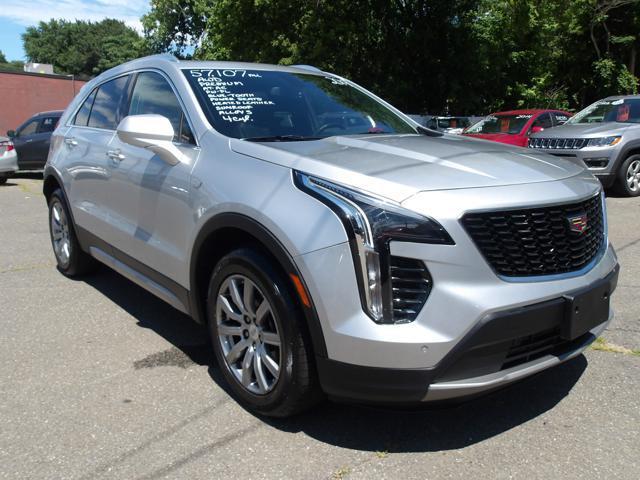 Photo of 2019 Radiant Silver Metallic Cadillac XT4
