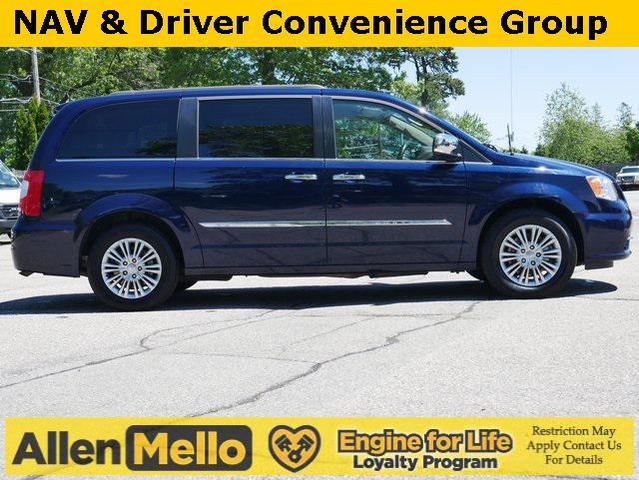 2015 Chrysler Town & Country
