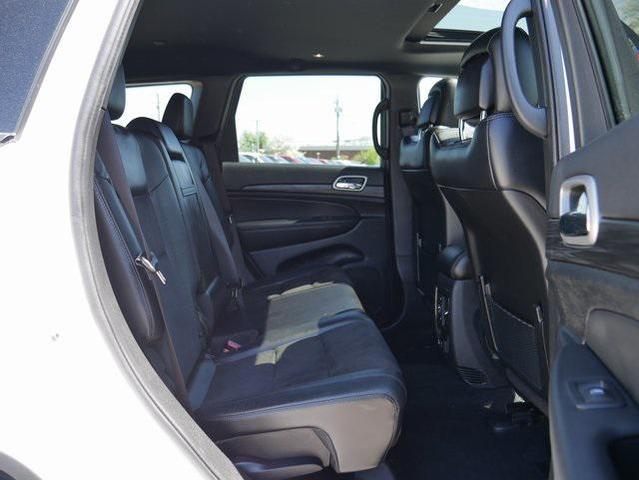 Photo of 2022 Bright White Clearcoat Jeep Grand Cherokee