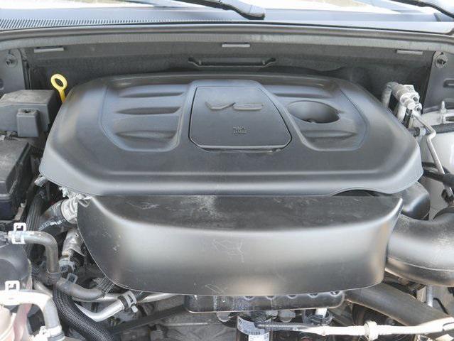 Photo of 2022 Bright White Clearcoat Jeep Grand Cherokee