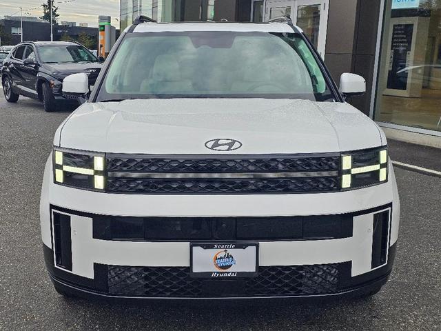 Photo of 2025 White Hyundai SANTA FE HEV