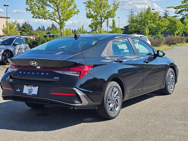 Photo of 2025 Black Hyundai ELANTRA HEV