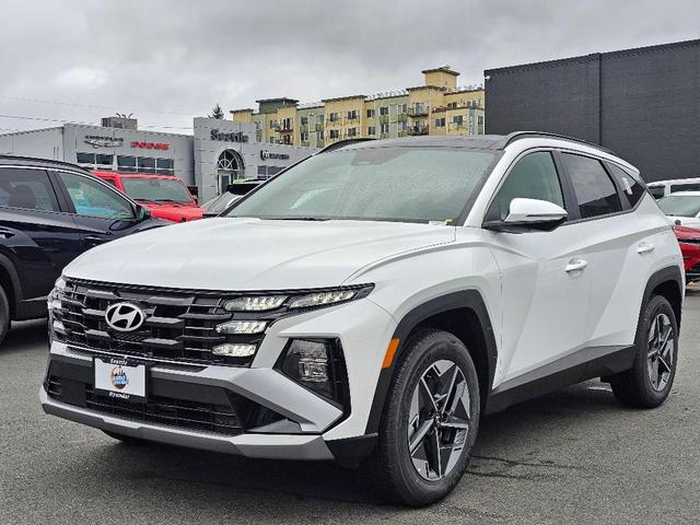 Photo of 2025 White Pearl Hyundai TUCSON Hybrid