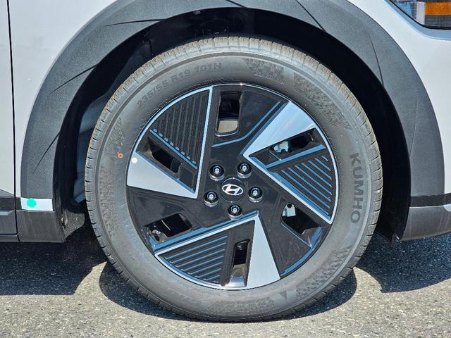 Photo of 2025 Cyber Gray Hyundai IONIQ 5
