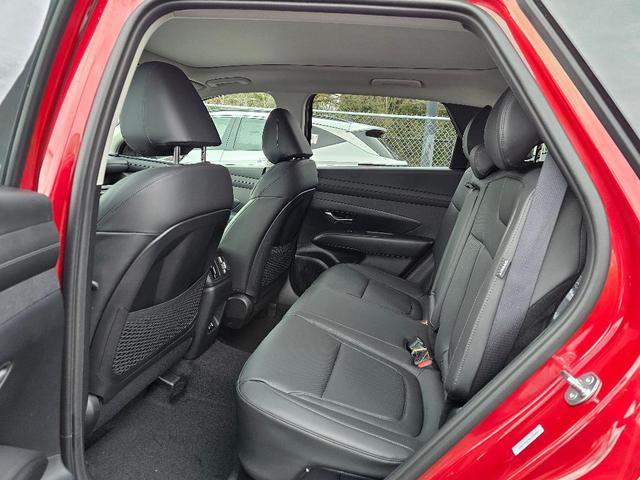 Photo of 2025 Red Hyundai TUCSON Hybrid