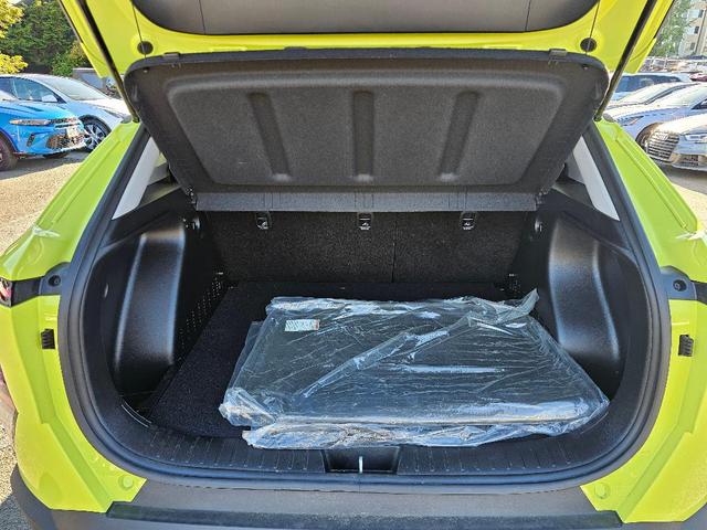 Photo of 2025 Yellow Hyundai KONA