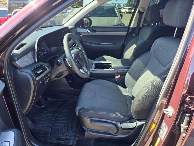 Photo of 2022 Burgundy Hyundai PALISADE