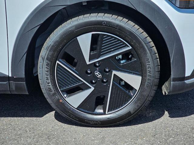 Photo of 2025 White Hyundai IONIQ 5