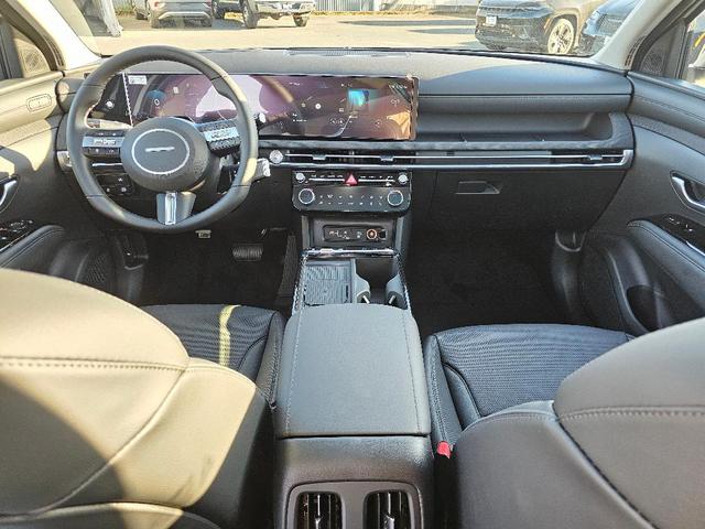 Photo of 2025 White Pearl Hyundai TUCSON Hybrid