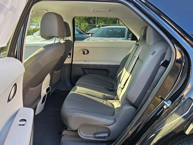 Photo of 2025 Black Hyundai IONIQ 5