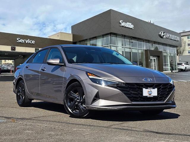 Photo of 2023 Metal Hyundai ELANTRA