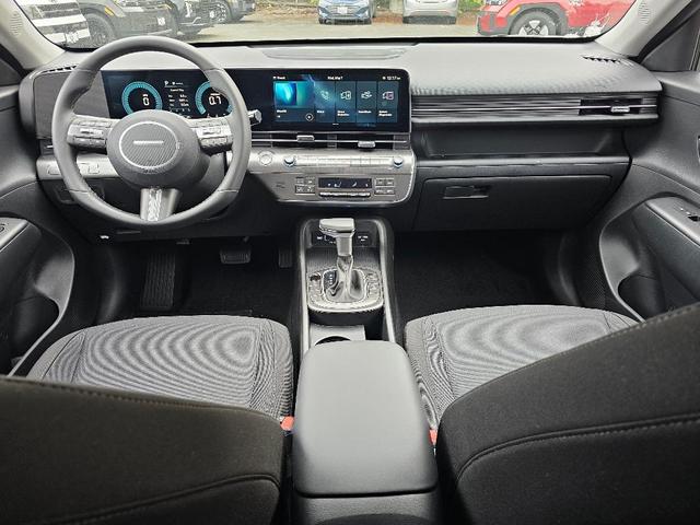 Photo of 2025 Gray Pearl Hyundai KONA