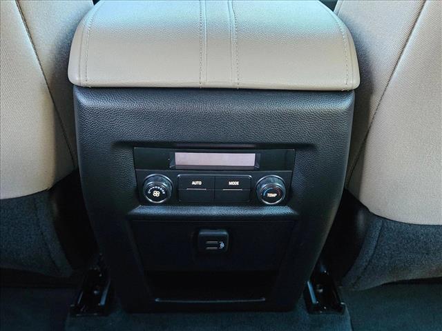 Photo of 2023 Summit White Chevrolet Traverse