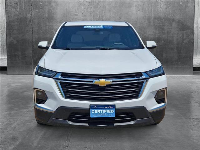Photo of 2023 Summit White Chevrolet Traverse