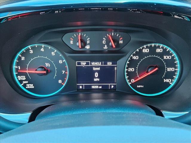 Photo of 2023 Summit White Chevrolet Traverse