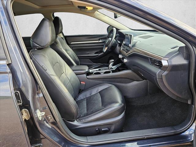 Photo of 2020 Storm Blue Metallic Nissan Altima