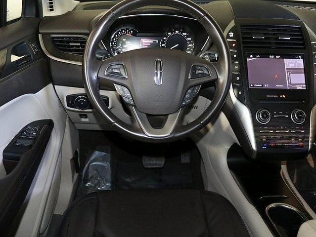 Photo of 2019 Rhapsody Blue Metallic Lincoln MKC