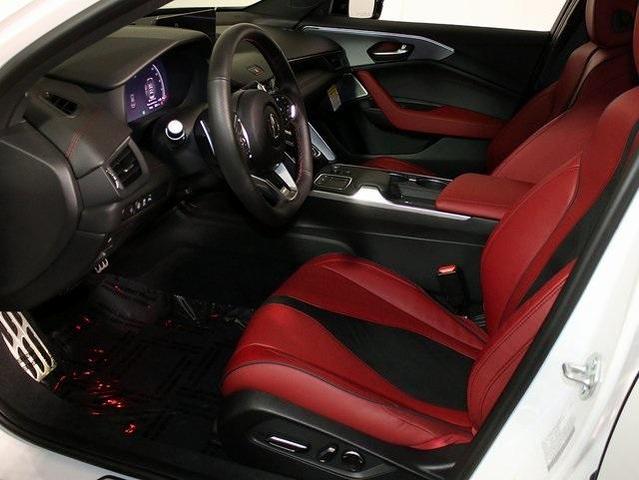 Photo of 2025 Platinum White Pearl Acura TLX