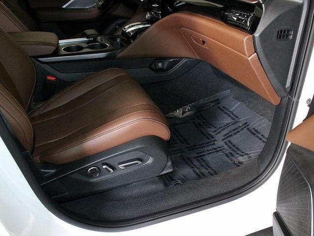 Photo of 2023 Platinum White Pearl Acura MDX