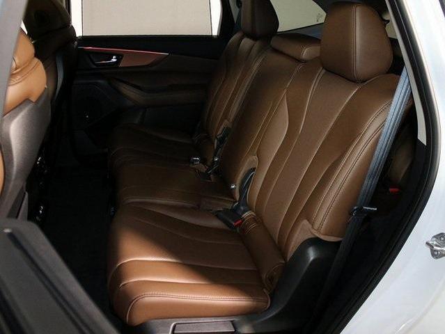 Photo of 2023 Platinum White Pearl Acura MDX