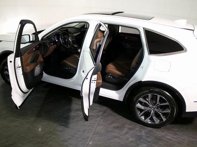 Photo of 2023 Platinum White Pearl Acura MDX