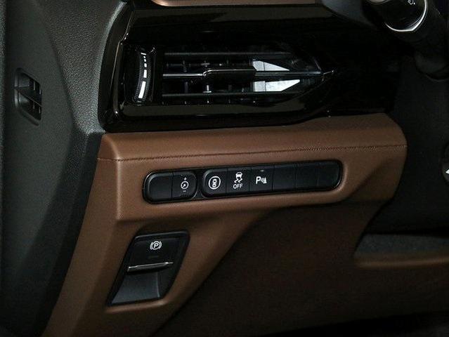 Photo of 2023 Platinum White Pearl Acura MDX