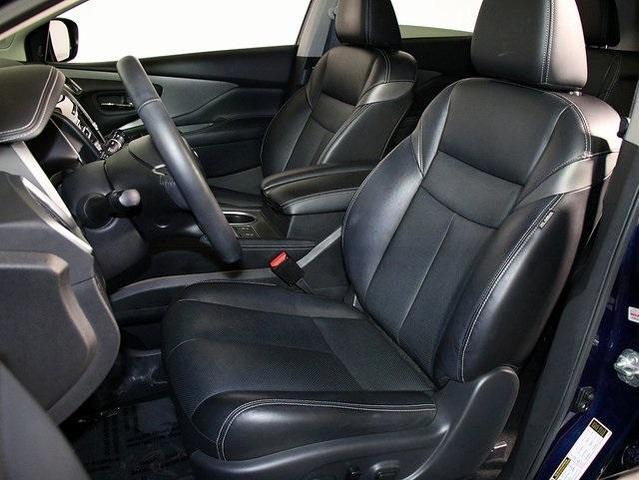 Photo of 2019 Gray Nissan Murano